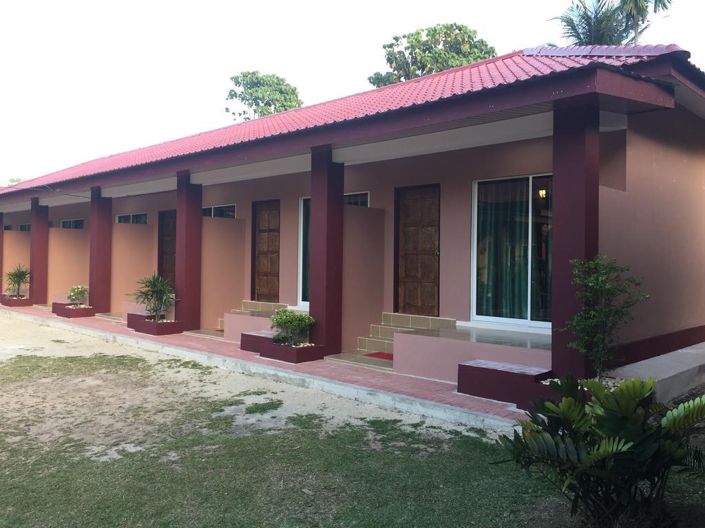 Harmony Guesthouse Sdn Bhd Padang Mat Sirat Εξωτερικό φωτογραφία