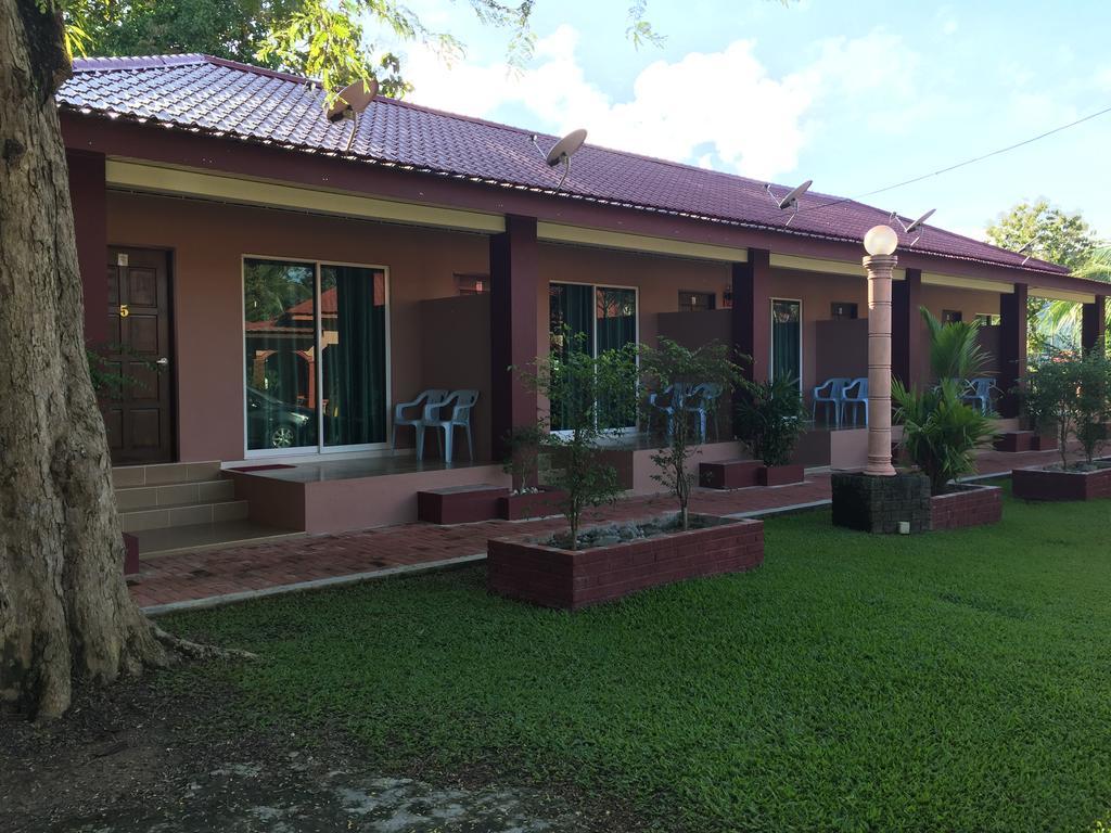 Harmony Guesthouse Sdn Bhd Padang Mat Sirat Εξωτερικό φωτογραφία